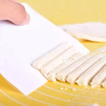 Coupe Pâte en Plastique - Vignette | LA CUISINE DE MAMIE