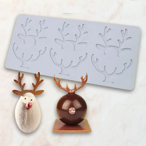 moule-pour-tuile-noel-cornes