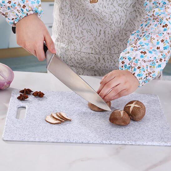 planche-a-decouper-pro-antiderapante-pour-cuisine