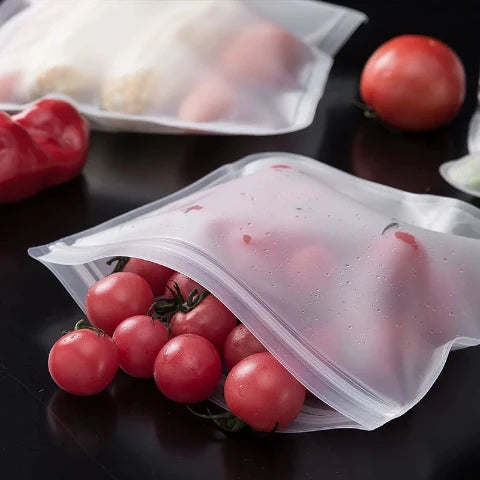 sac-alimentaire-réutilisable-contenant-des-tomates